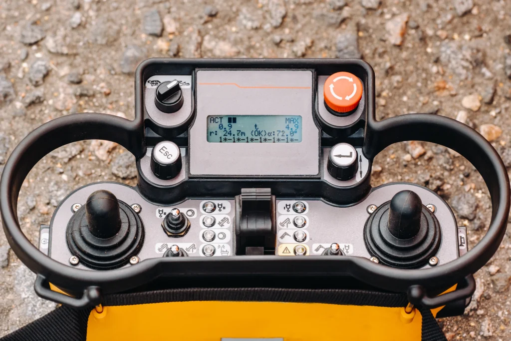 Excavateur moderne équipé de technologies avancées et d’innovations pour les chantiers du futur.